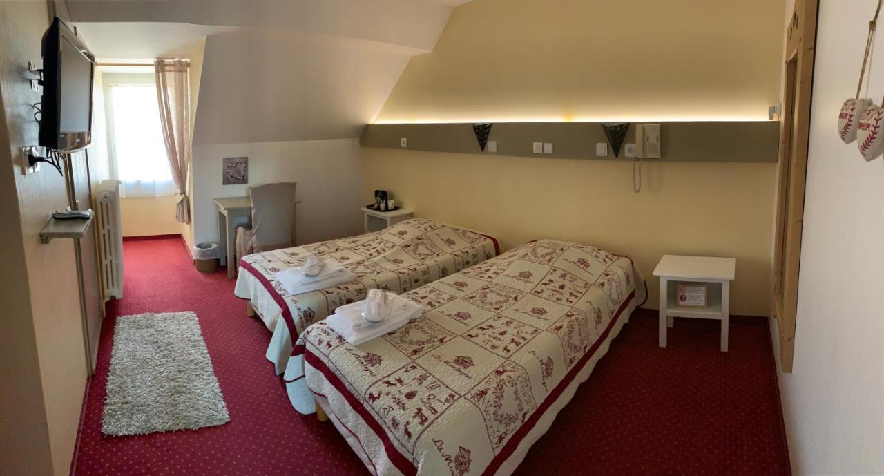 Hotel Le Dauphin Villard-de-Lans Dış mekan fotoğraf